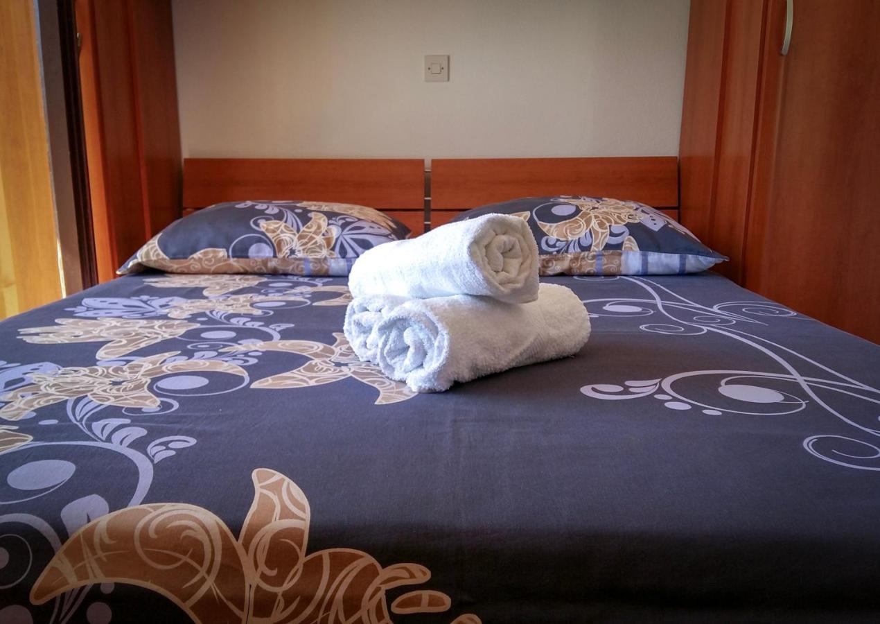 Apartmani Jovic Makarska Exteriör bild